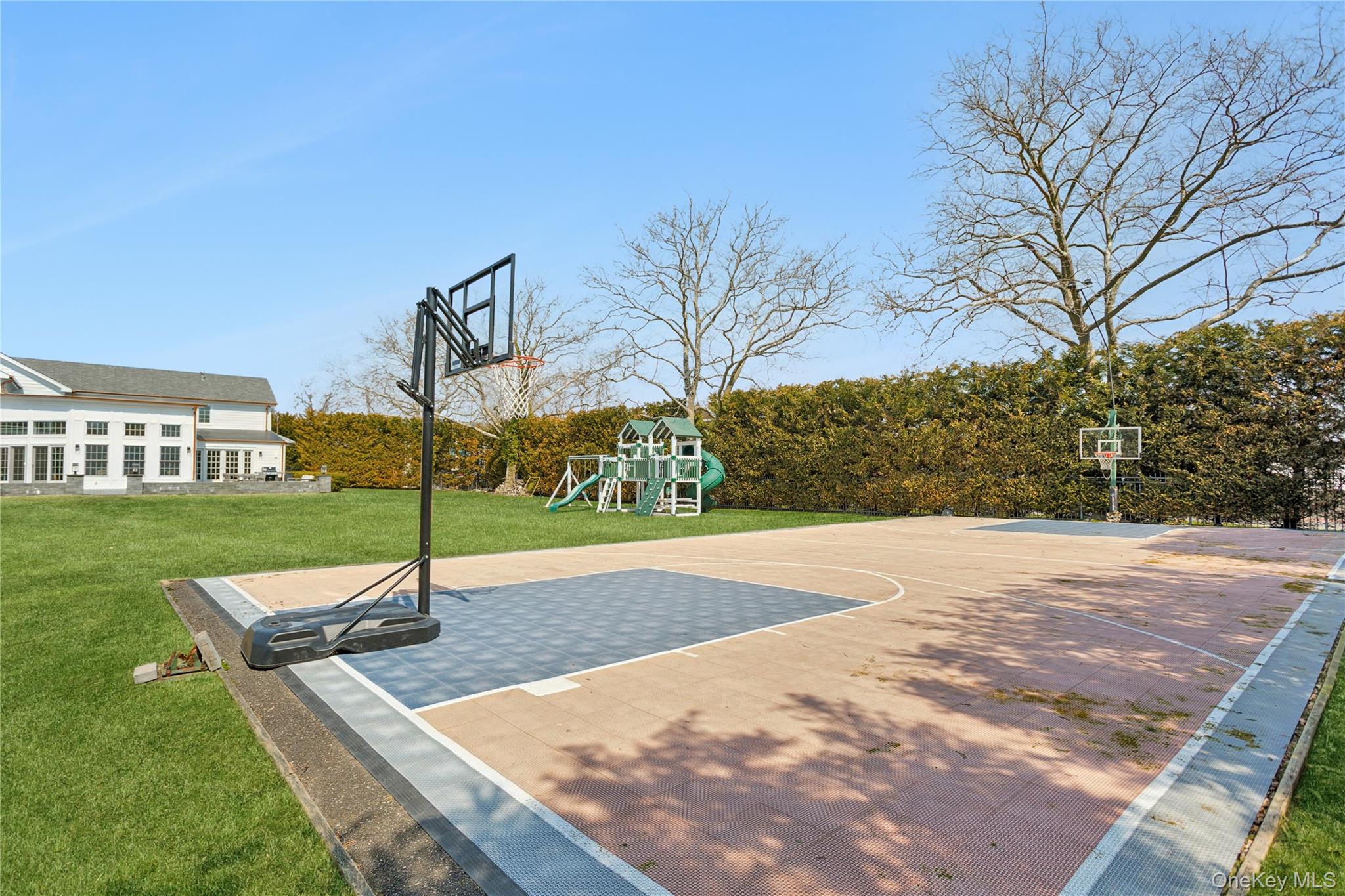 315 Hewlett Neck Road Woodmere, NY 11598 - Photo 26 of 33