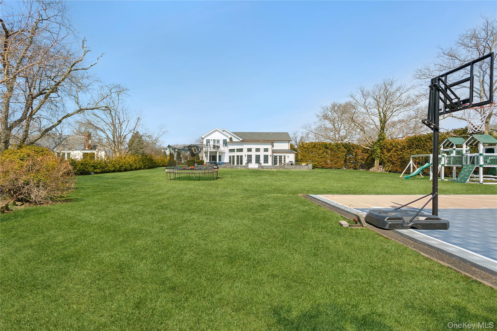 315 Hewlett Neck Road Woodmere, NY 11598 - Photo 27 of 33