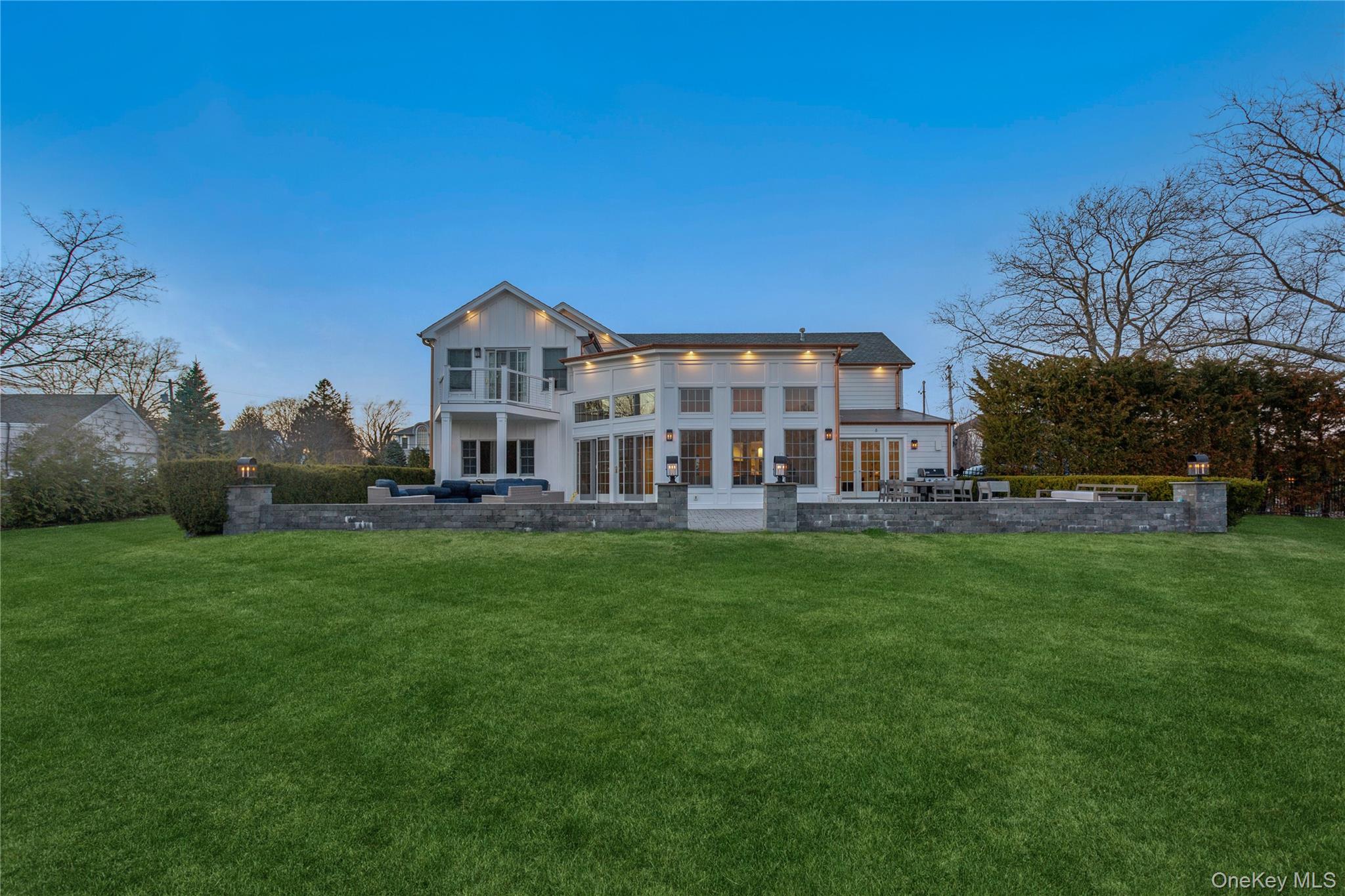 315 Hewlett Neck Road Woodmere, NY 11598 - Photo 31 of 33