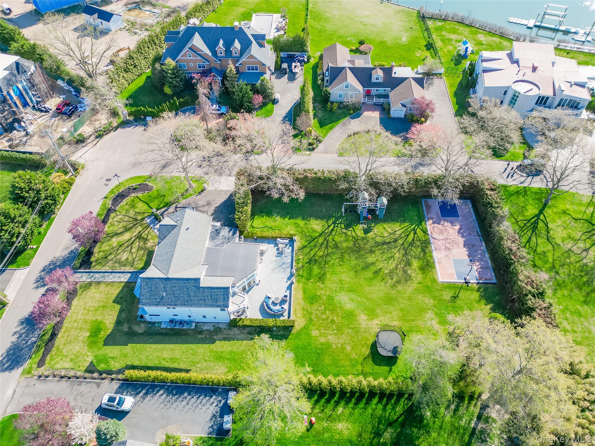 315 Hewlett Neck Road Woodmere, NY 11598 - Photo 36 of 37 an aerial view of house with yard