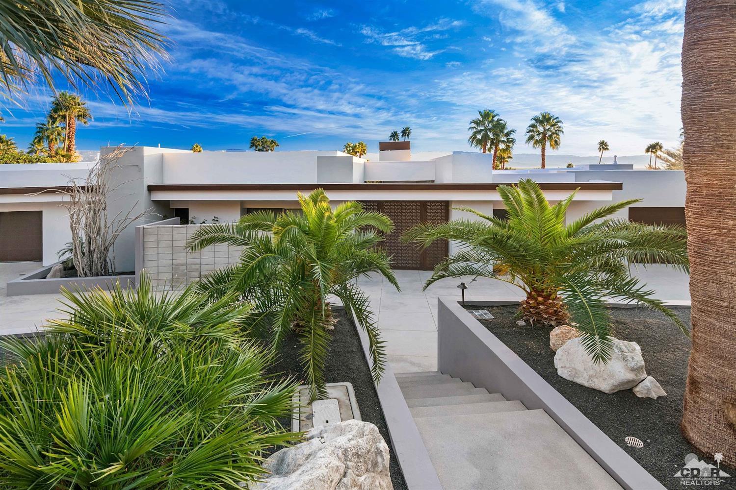 70262 Sonora Road Rancho Mirage, CA 92270 - Photo 4 of 24 a view of a house with a potted plant