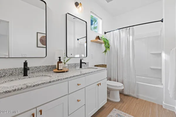 $1,759 | 35155 North Thompson Road, Unit 1, San Tan Valley, AZ 85144