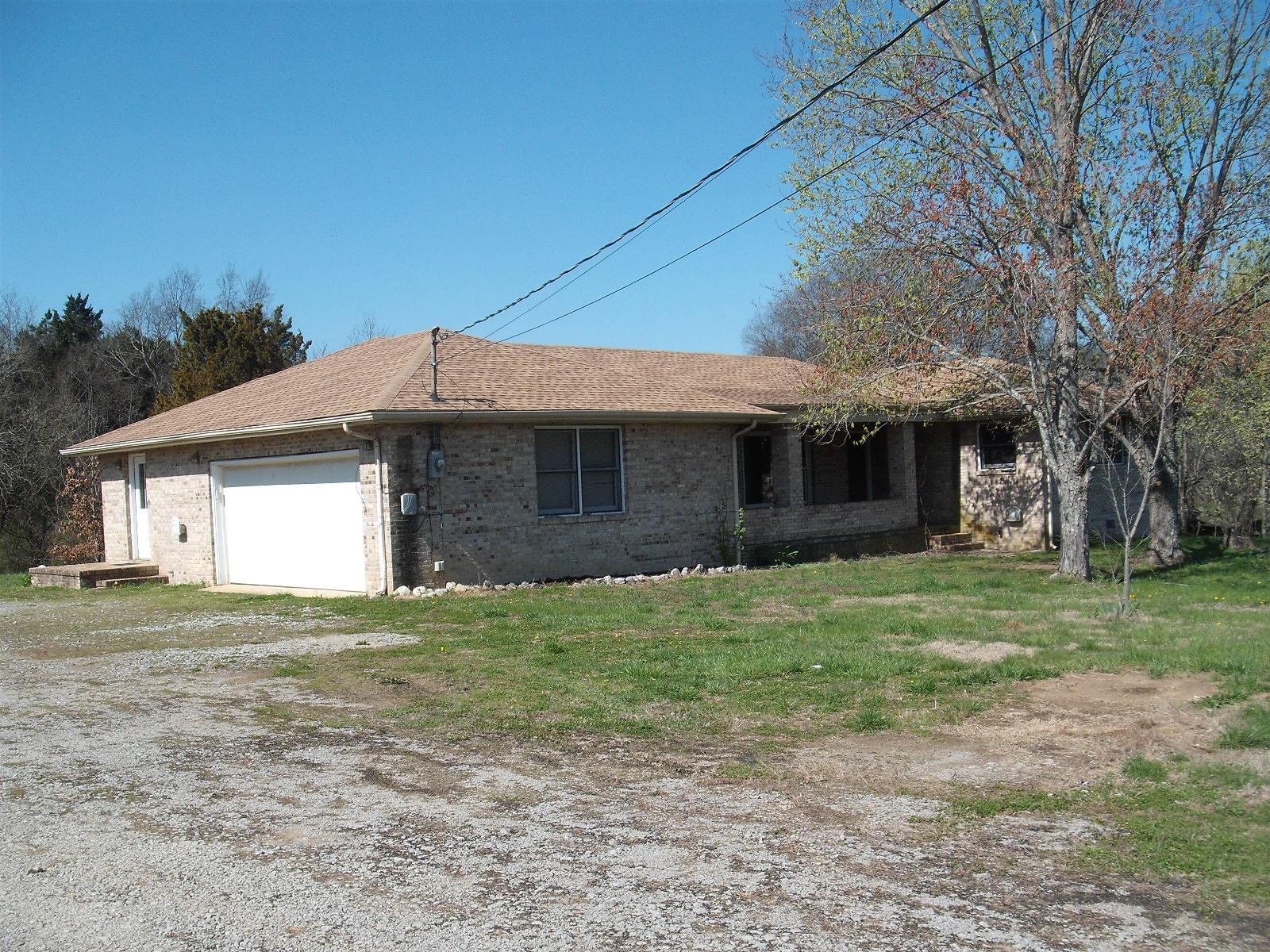 2601 Liberty Valley Road Lewisburg, TN 37091 - Photo 2 of 24 Gallery Image 2