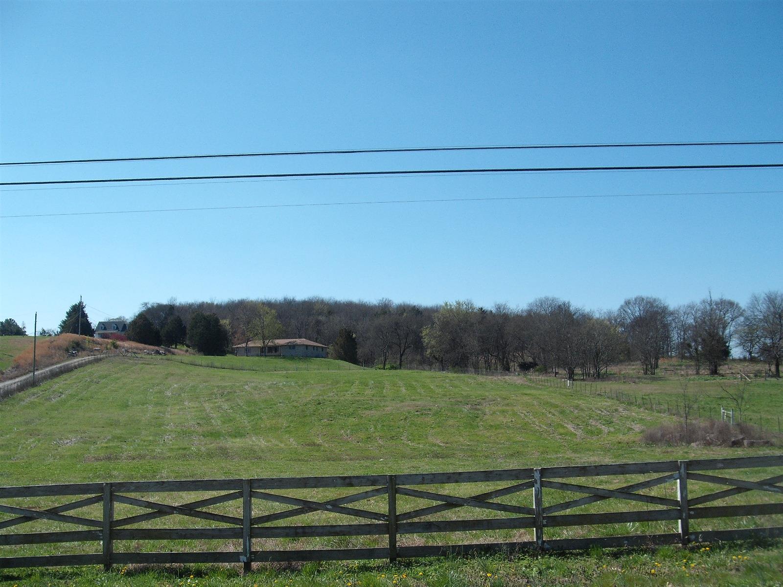 2601 Liberty Valley Road Lewisburg, TN 37091 - Photo 7 of 24 Gallery Image 7