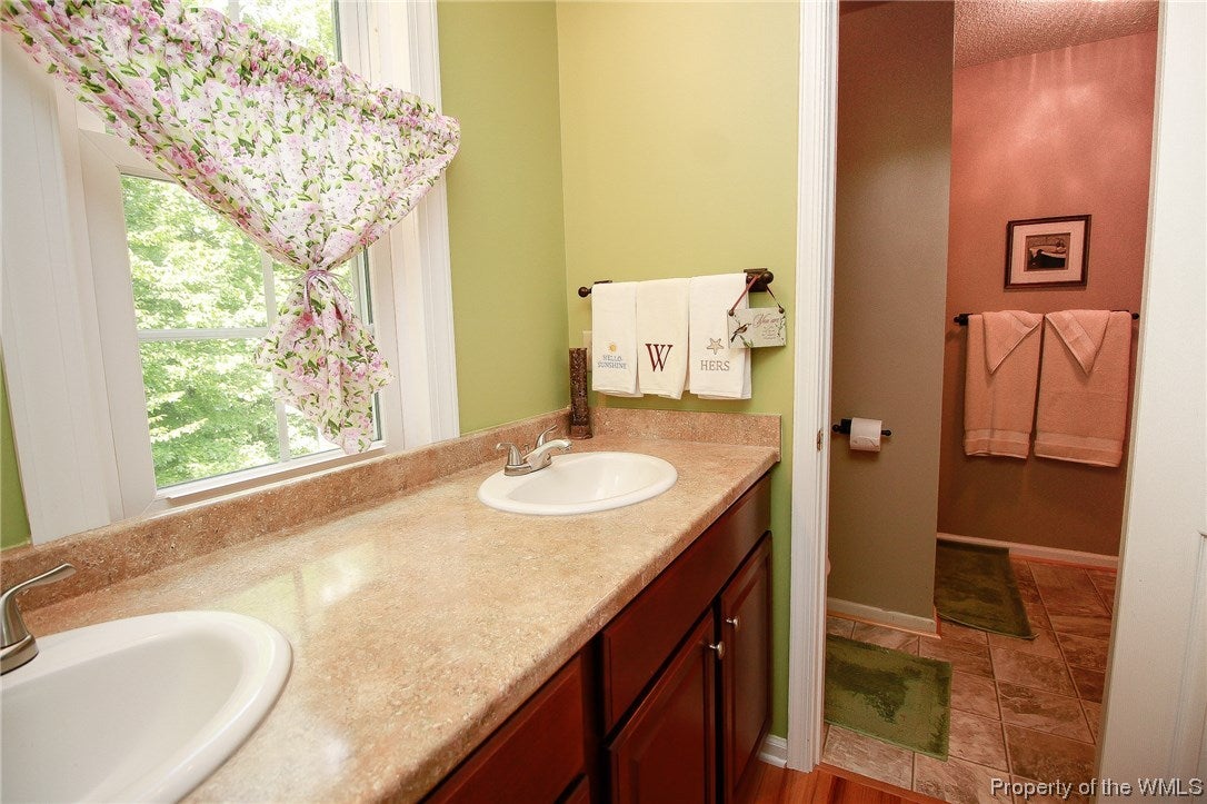4 Michelles Circle Toano, VA 23168 - Photo 35 of 47 Gallery Image 35