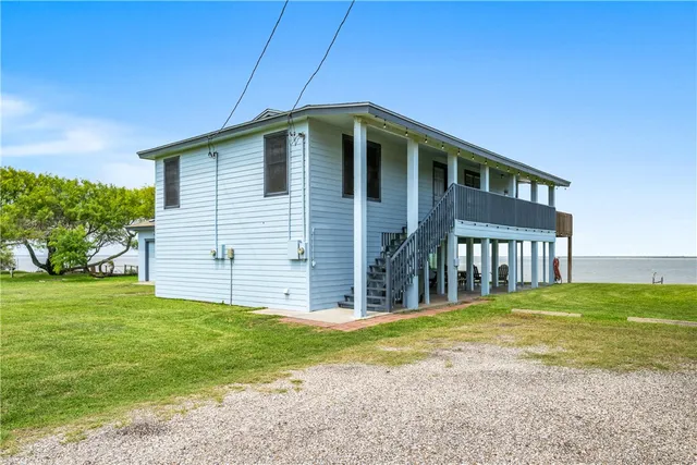 $595,000 | 478 South County Road 1144, Riviera, TX 78379