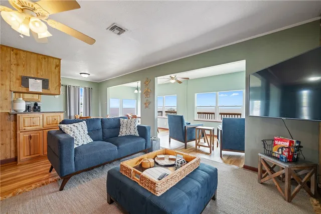 $595,000 | 478 South County Road 1144, Riviera, TX 78379