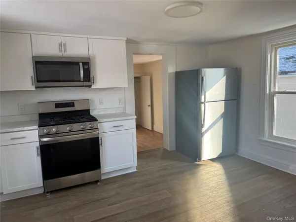$3,100 | 22 North Regent Street, Port Chester, NY 10573