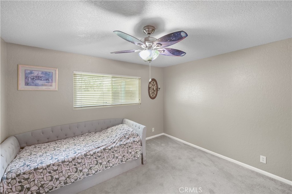 3260 Vista Way Hemet, CA 92544 - Photo 35 of 43