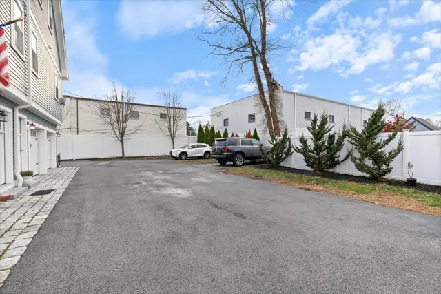 $599,900 | 25 Cherry Street, Unit 3, Danvers, MA 01923