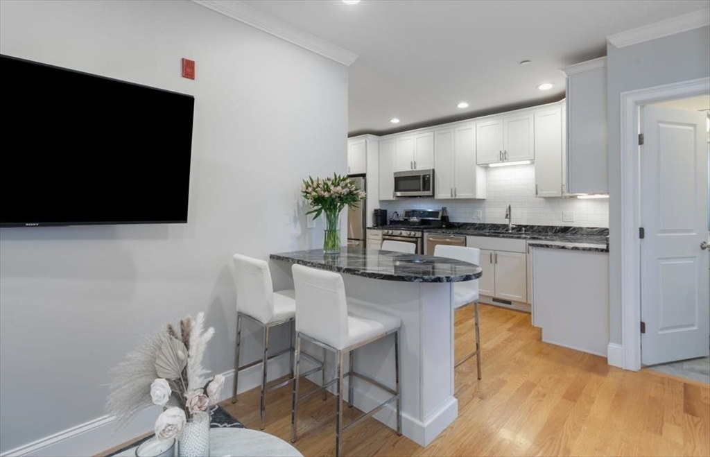 25 Cherry Street, Unit 3 Danvers, MA 01923 - Photo 6 of 37