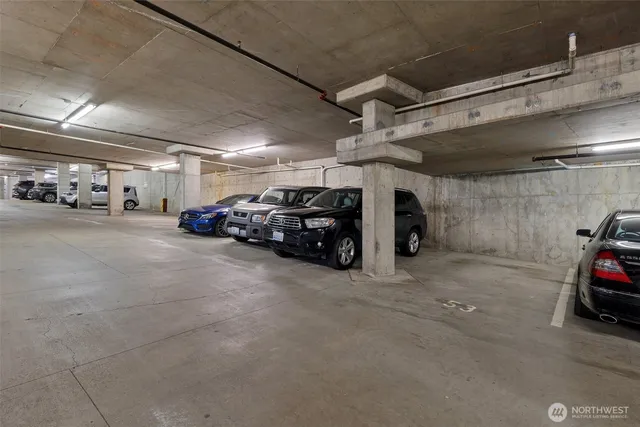 $465,000 | 900 Aurora Avenue North, Unit 204, Seattle, WA 98109