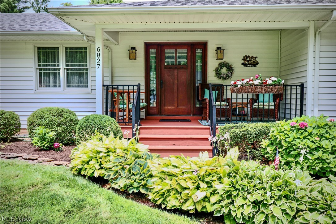 6827 Seneca Road Cleveland, OH 44143 - Photo 2 of 20 Gallery Image 2