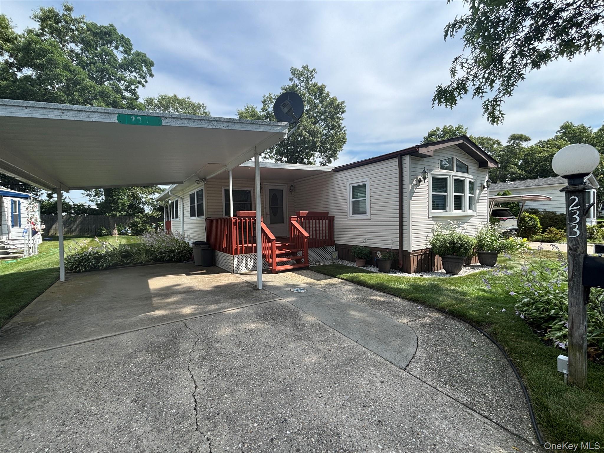 1661 Old Country Road, Unit 233 Riverhead, NY 11901 - Photo 3 of 35