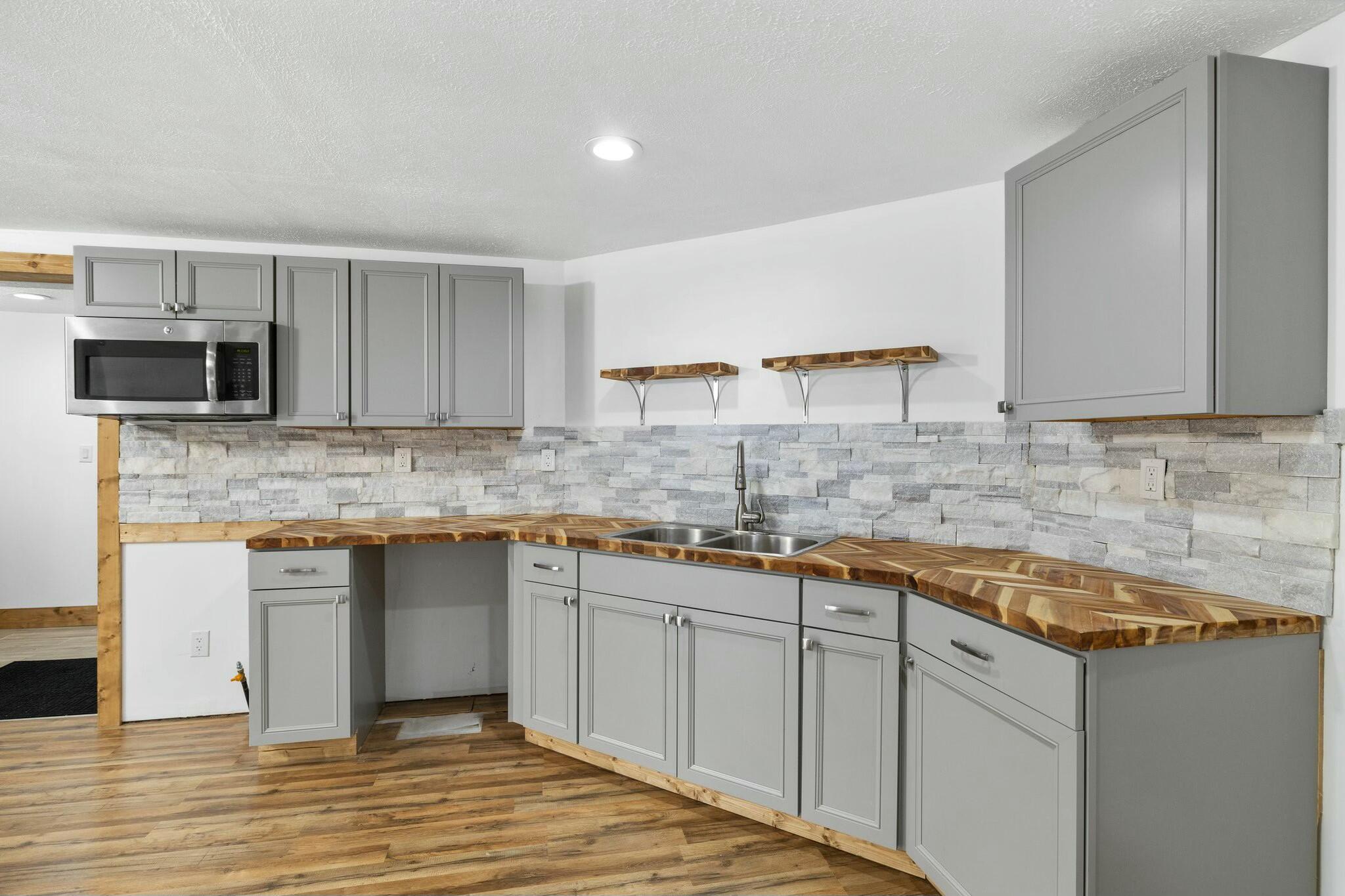 85 Snow Ridge Lane Gaylord, MI 49735 - Photo 6 of 41 Gallery Image 6