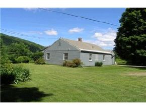 85 Quarry Hill Road Rochester, VT 05767 - Photo 2 of 4