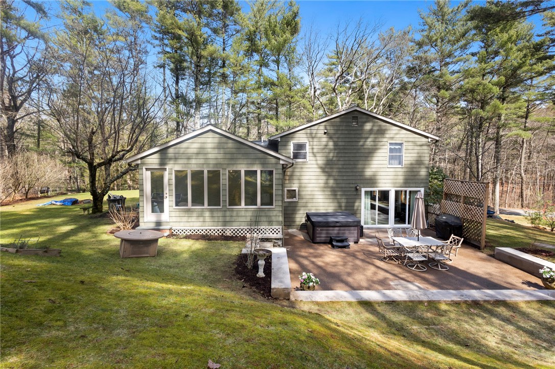 1031 Town Farm Road Coventry, RI 02816 - Photo 32 of 34