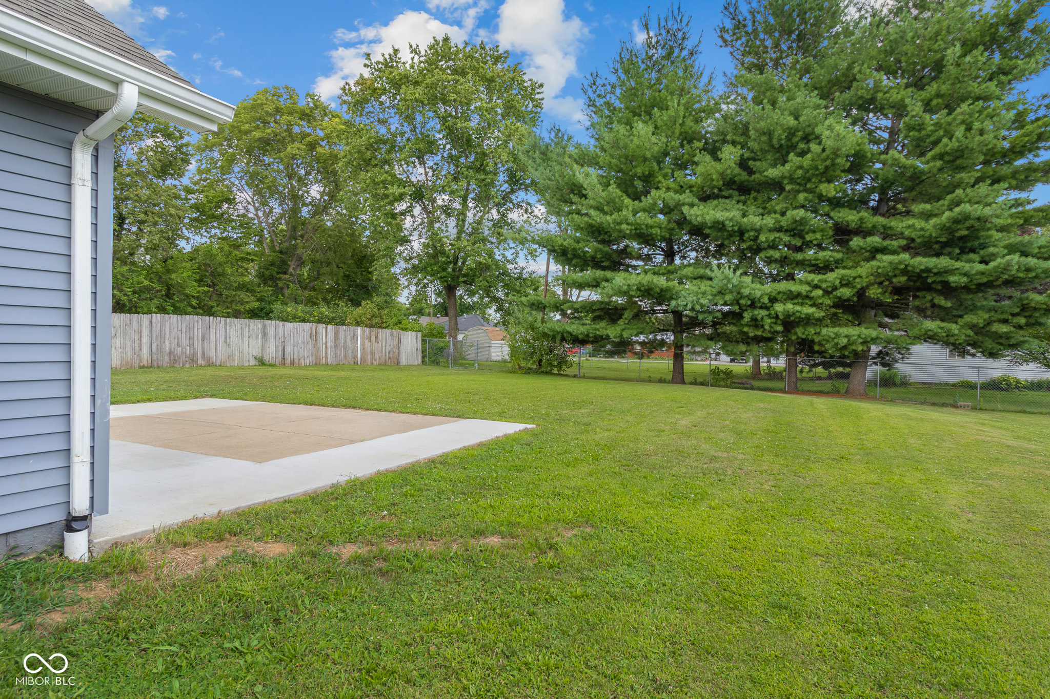 41 North Mapleton Street Columbus, IN 47201 - Photo 35 of 36 Gallery Image 35