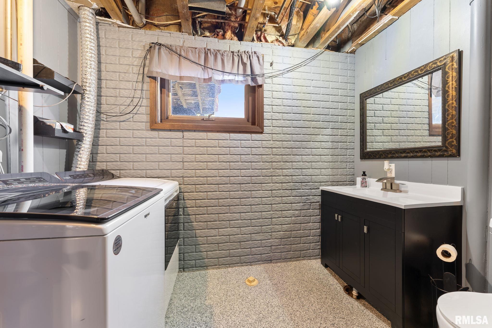 1409 10th Avenue Viola, IL 61486 - Photo 17 of 24