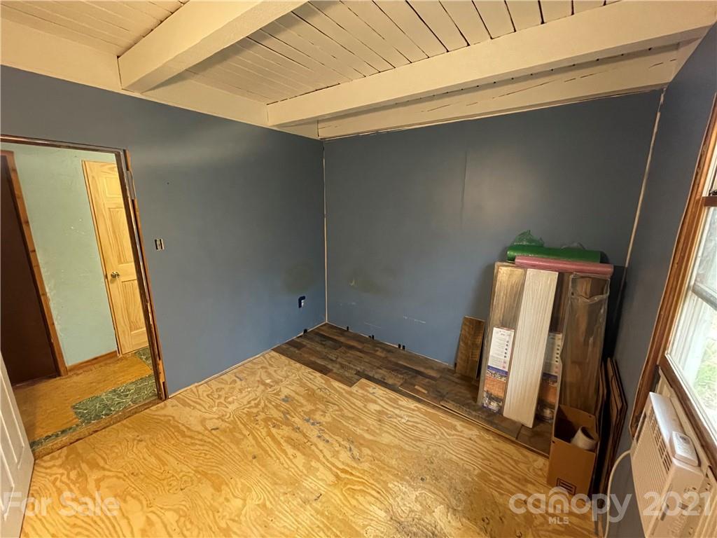889 Bull Walker Road Old Fort, NC 28762 - Photo 14 of 24 Gallery Image 14