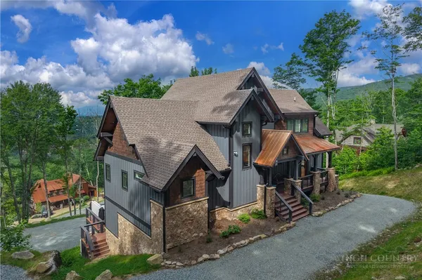 $2,825,000 | 170 Eagle Springs Trail, Banner Elk, NC 28604
