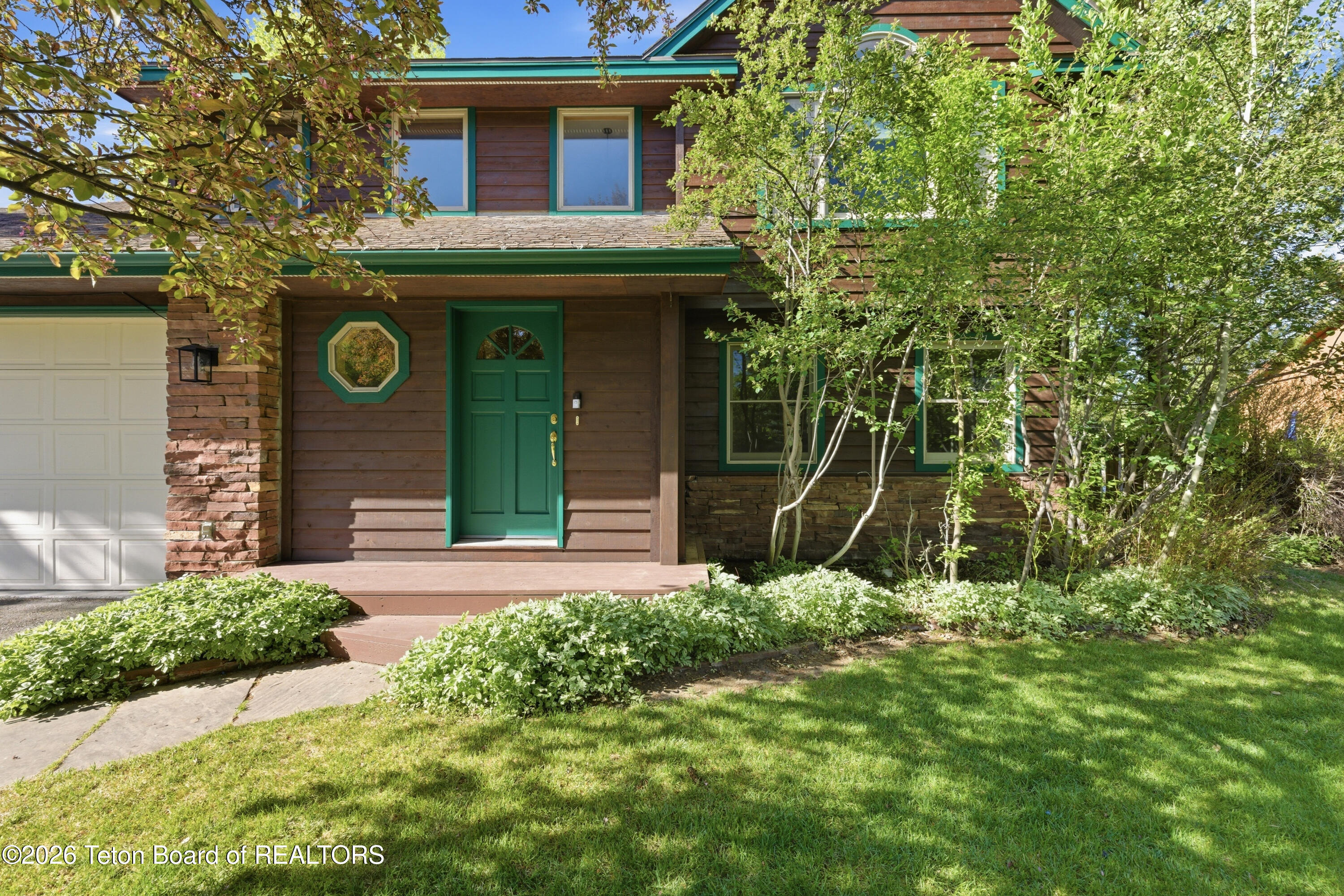 3017 Rangeview Drive Jackson, WY 83001 - Photo 23 of 26 Front Door_Summer