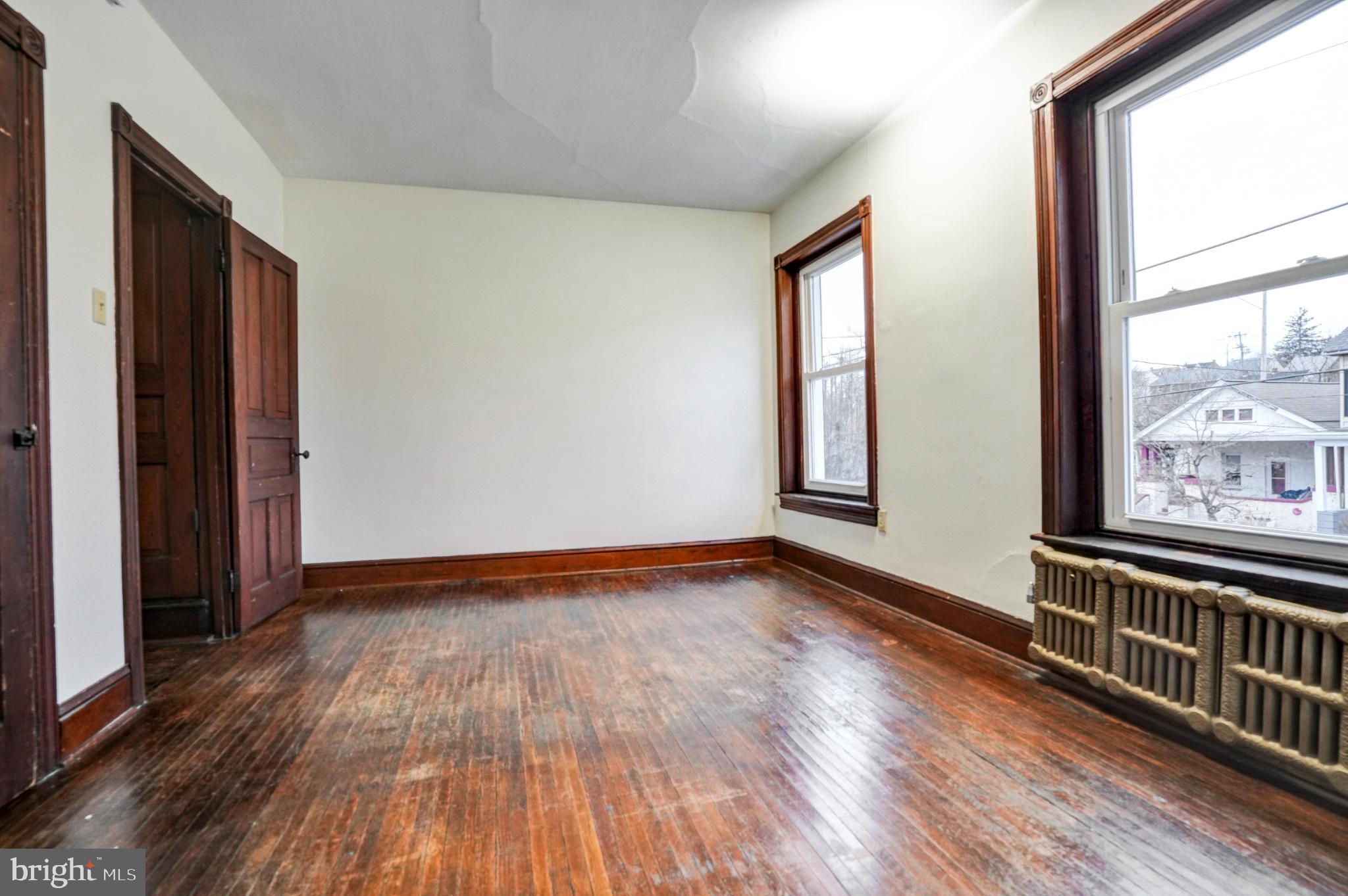 642 Walnut Street Pottstown, PA 19464 - Photo 13 of 23