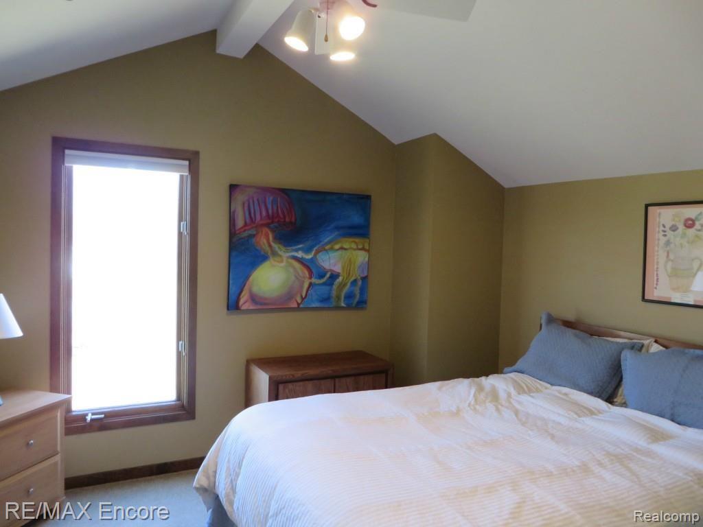1015 Enfield Road Rochester Hills, MI 48307 - Photo 28 of 32