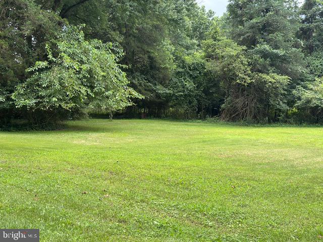 15701 Edwards Ferry Road Poolesville, MD 20837 - Photo 7 of 20 side view