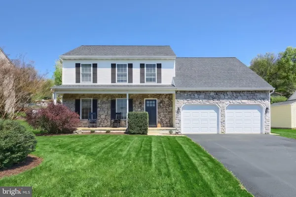 $429,900 | 530 Silver Maple Court, Mount Wolf, PA 17347