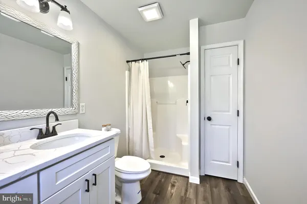 $429,900 | 530 Silver Maple Court, Mount Wolf, PA 17347