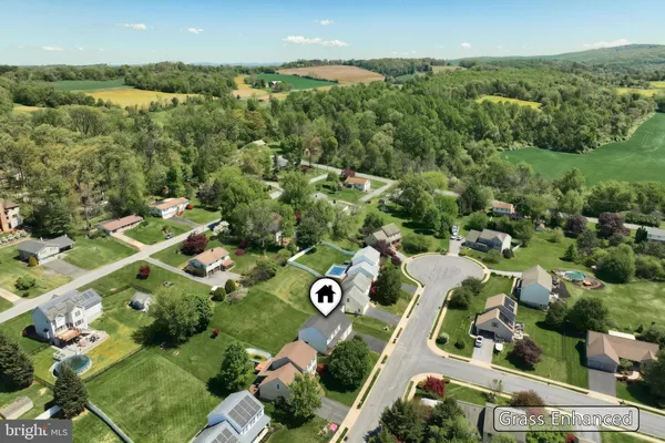 $429,900 | 530 Silver Maple Court, Mount Wolf, PA 17347
