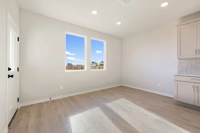 $414,865 | 124 Clover Bend, Liberty Hill, TX 78642