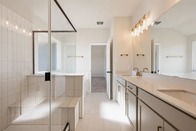 $414,865 | 124 Clover Bend, Liberty Hill, TX 78642