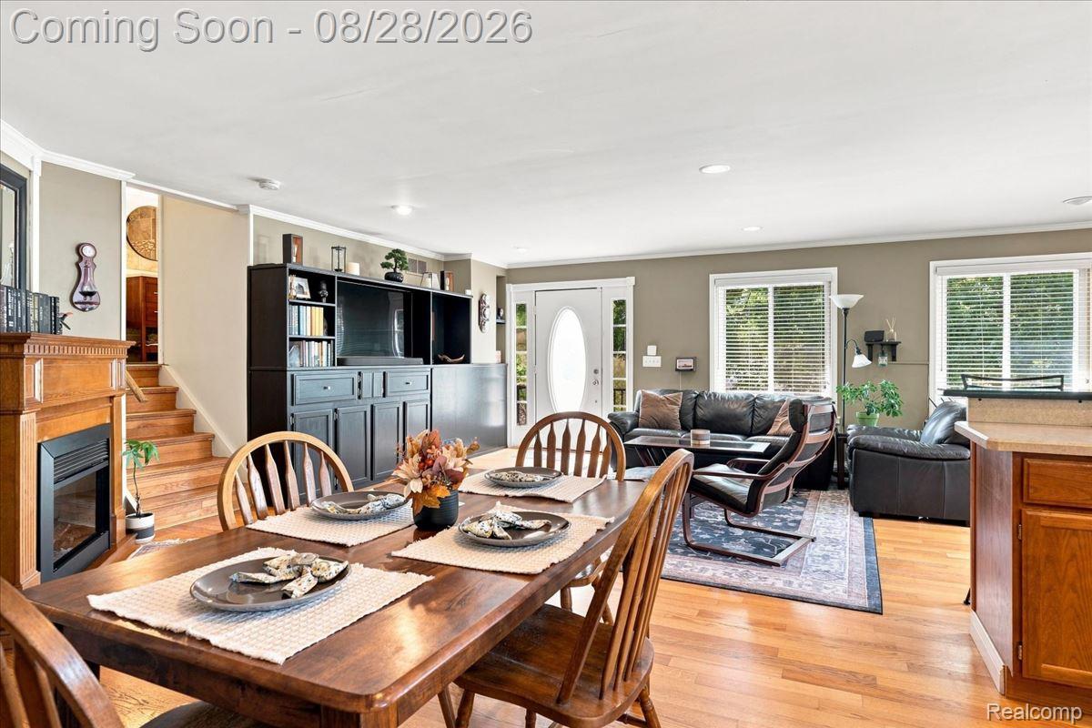 2048 Grace Avenue Rochester, MI 48309 - Photo 6 of 38 View from dining area. 12-2048_Grace_Ave_40.jpg