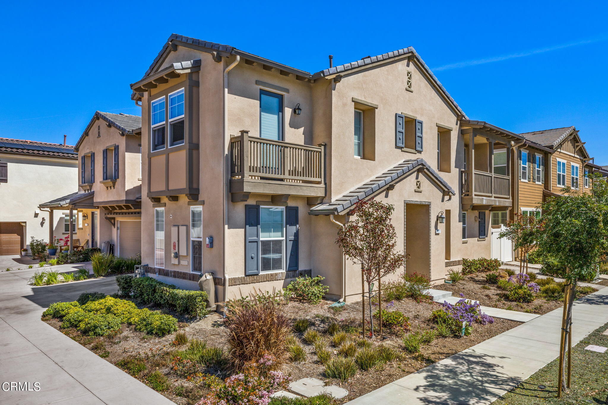 177 Stonegate Road Camarillo, CA 93010 - Photo 1 of 39 1-web-or-mls-UpmarketMedia_177Sto-38