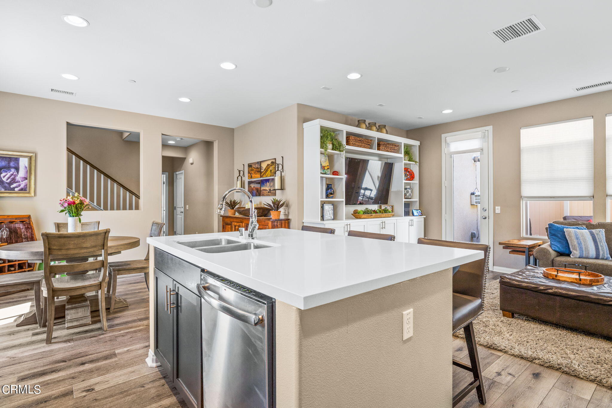 177 Stonegate Road Camarillo, CA 93010 - Photo 16 of 39 16-web-or-mls-UpmarketMedia_177Sto-30