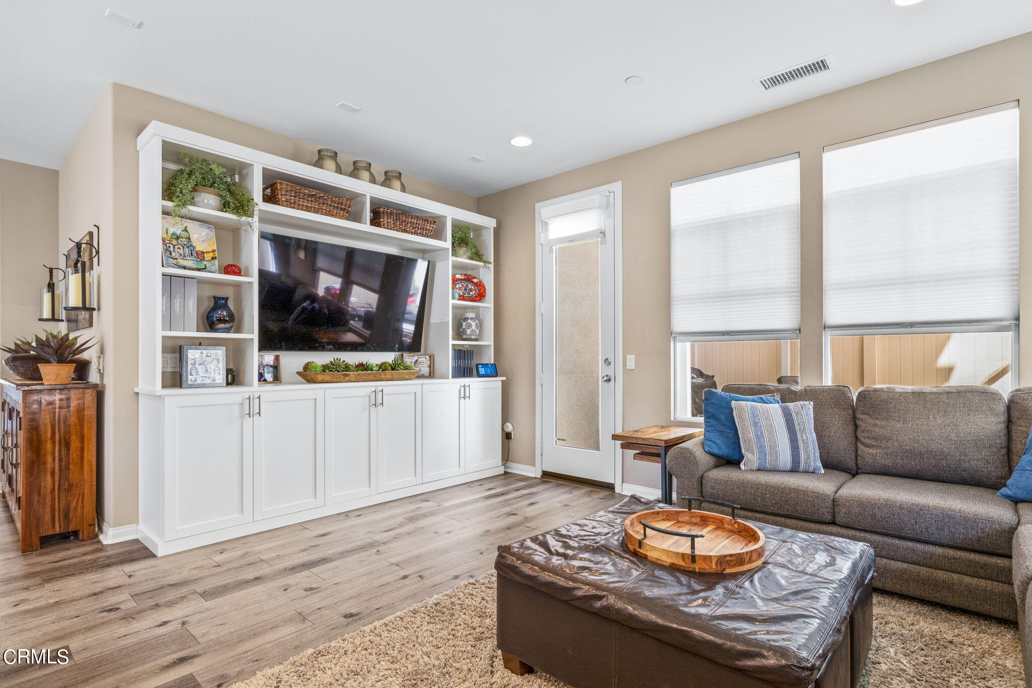 177 Stonegate Road Camarillo, CA 93010 - Photo 8 of 39 8-web-or-mls-UpmarketMedia_177Sto-31