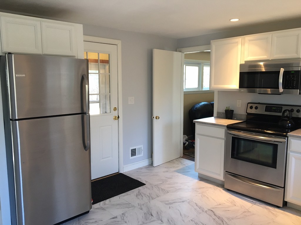 220 Cordaville Road Ashland, MA 01721 - Photo 3 of 16