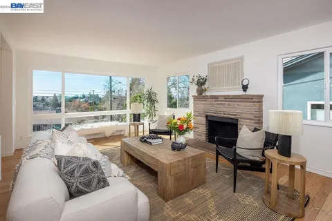 $1,060,000 | 3175 Revere Avenue, Oakland, CA 94605