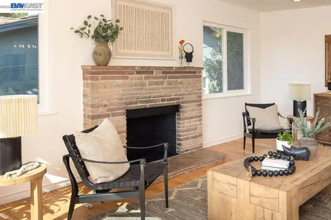 $1,060,000 | 3175 Revere Avenue, Oakland, CA 94605