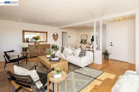 $1,060,000 | 3175 Revere Avenue, Oakland, CA 94605