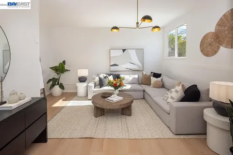 $1,060,000 | 3175 Revere Avenue, Oakland, CA 94605