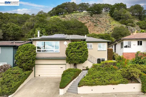 $1,060,000 | 3175 Revere Avenue, Oakland, CA 94605