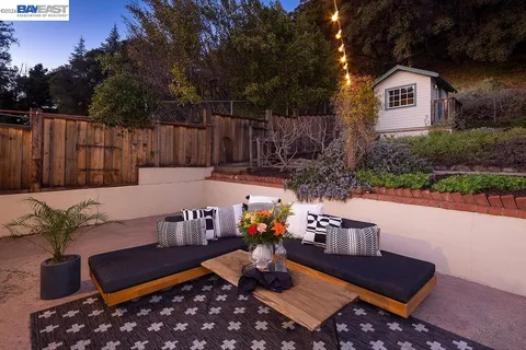 $1,060,000 | 3175 Revere Avenue, Oakland, CA 94605