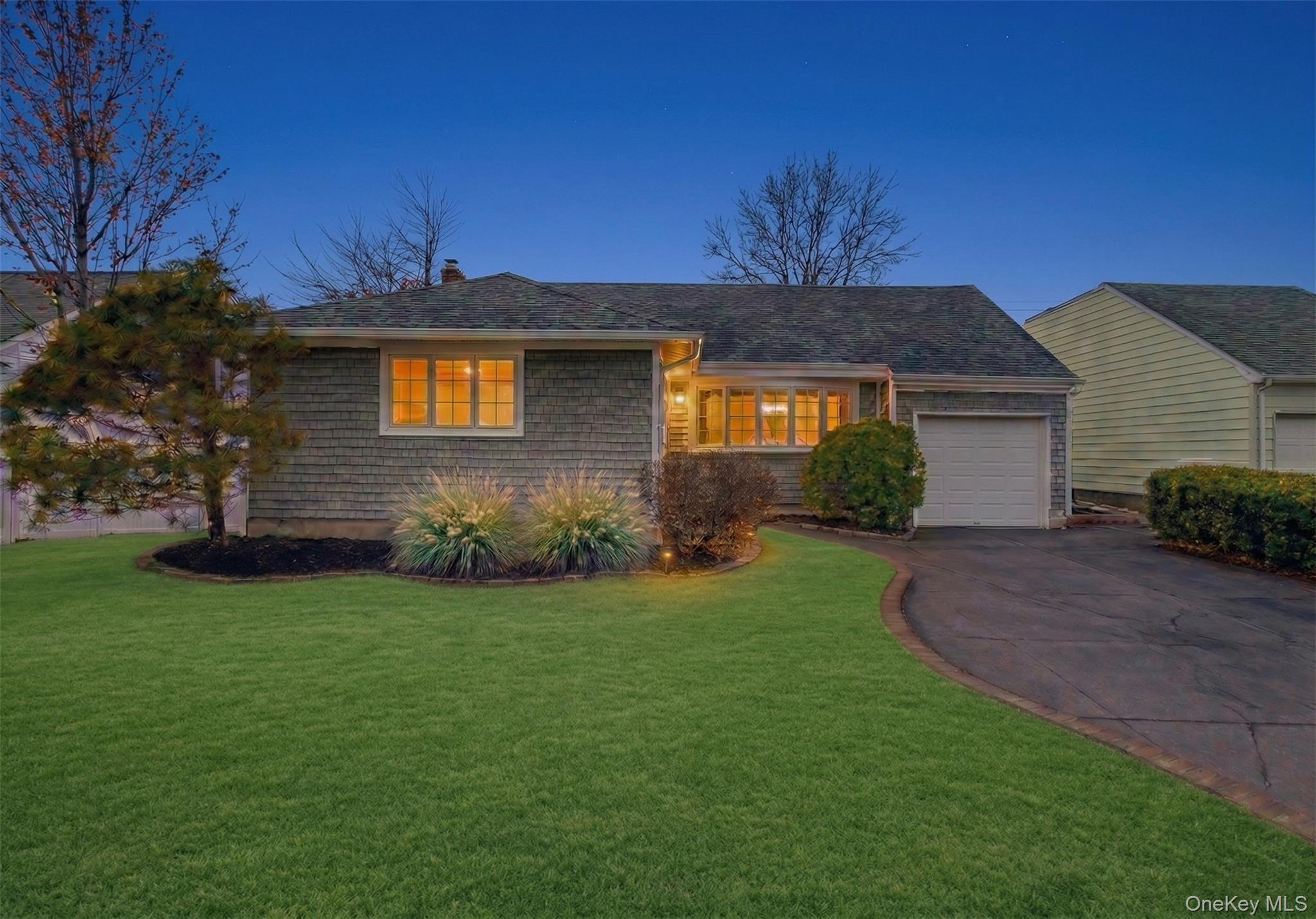 Welcome to 485 Farm Ranch Road W, Bethpage New York!**Photo Virtually Enhanced