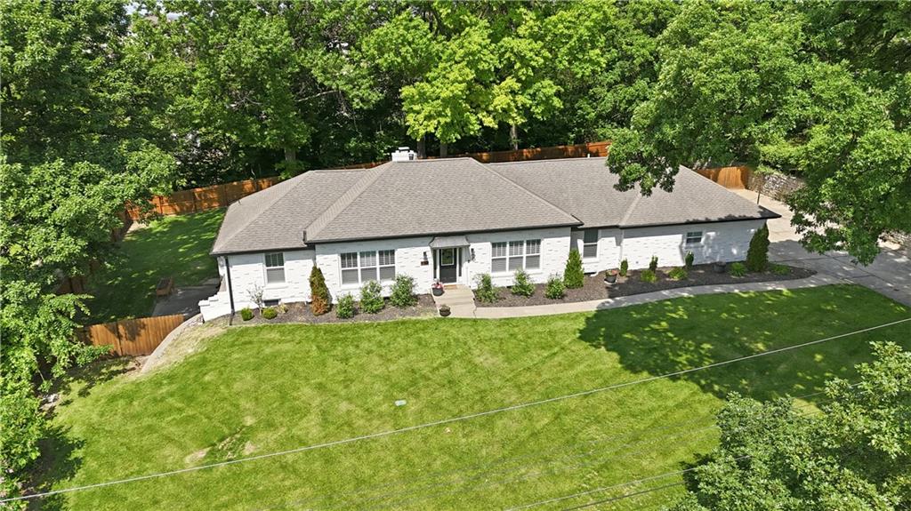 850 Northwest Valley Lane Riverside, MO 64150 - Photo 2 of 68