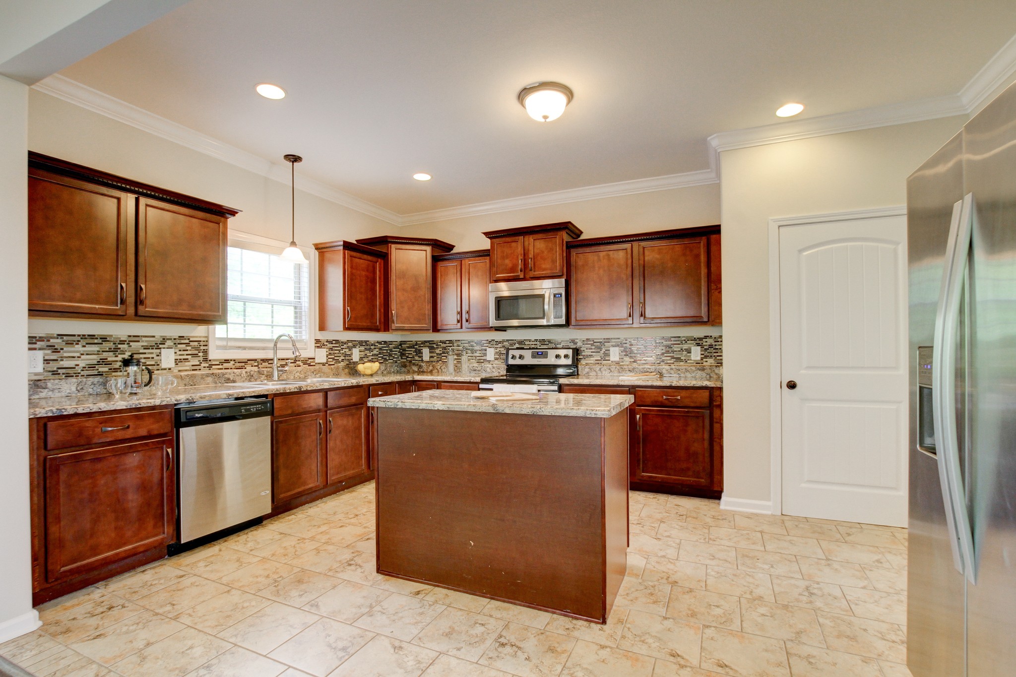 1543 Raven Road Clarksville, TN 37042 - Photo 16 of 48 Gallery Image 16