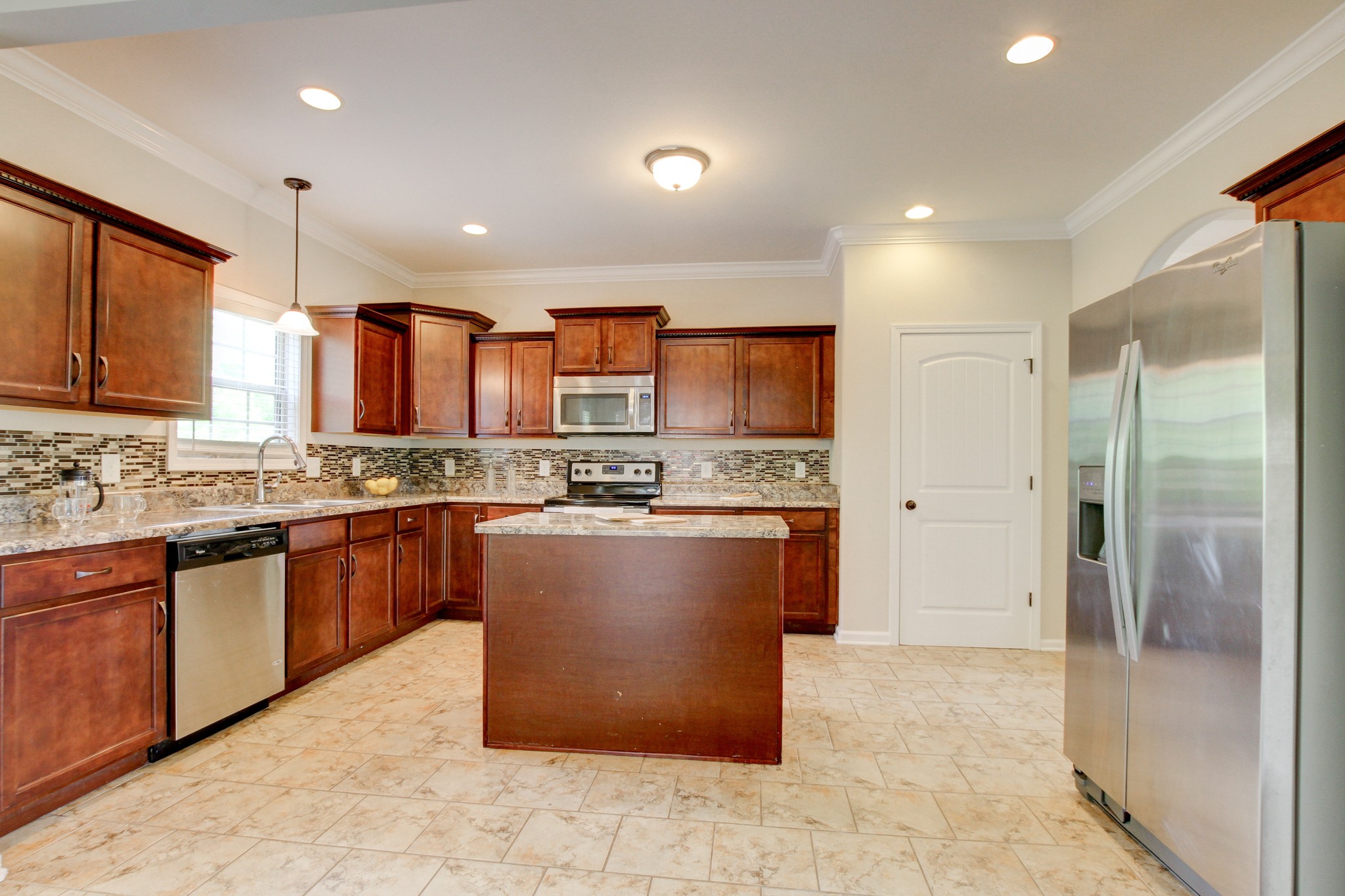 1543 Raven Road Clarksville, TN 37042 - Photo 17 of 48 Gallery Image 17