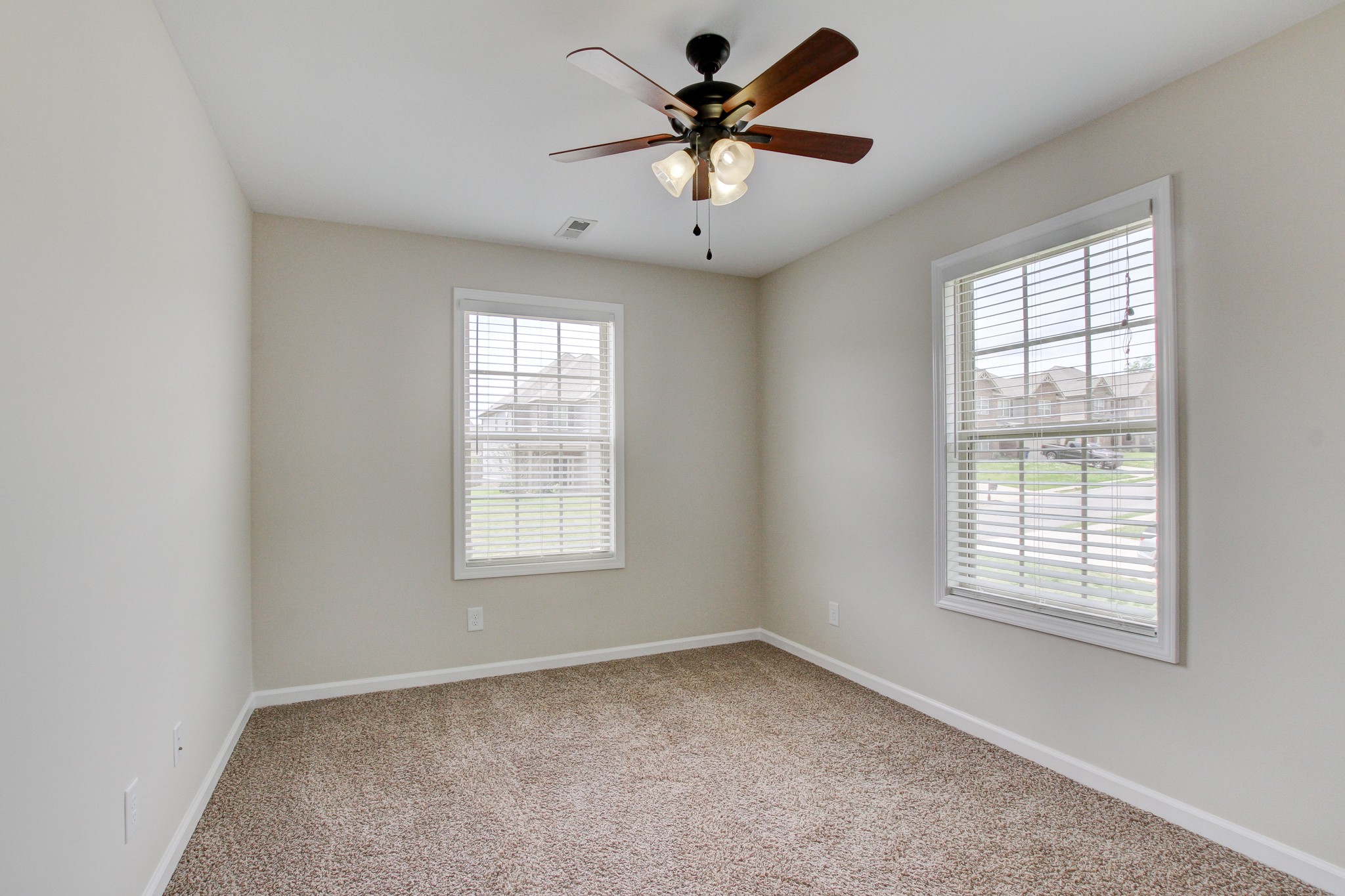1543 Raven Road Clarksville, TN 37042 - Photo 35 of 48 Gallery Image 35